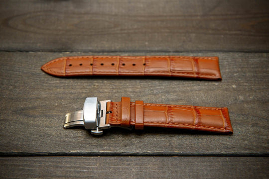 Leather watch strap, band made of calf leather with croc grain pattern 18-24 mm. Deployment clasp. - finwatchstraps